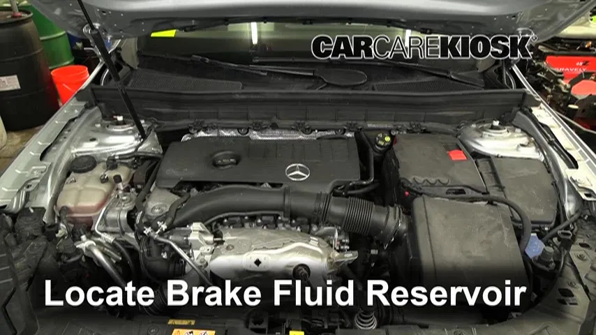 2020 Mercedes-Benz GLB250 4Matic 2.0L 4 Cyl. Turbo Liquide de frein